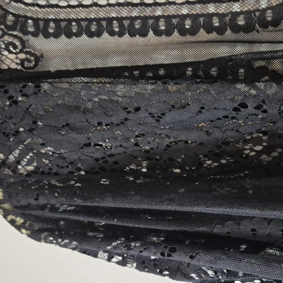 G.I.L.I. Long Fringe Overlay Black (L) With Sleeves - Picture 5 of 10